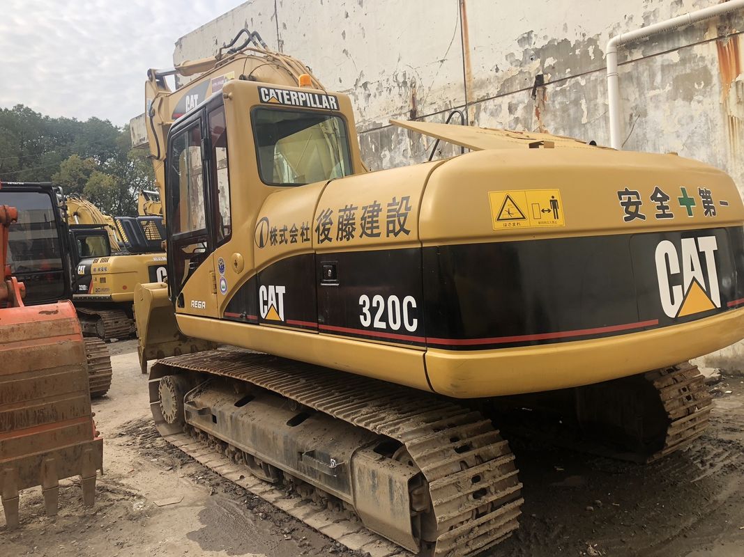 Peinture d'origine utilisée excavateur chat 320d en Chine Shanghai de seconde main chat 320d à vendre