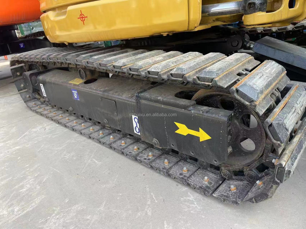 Parfait en apparence Excavateur d'occasion mini CAT 303E Excavateur d'occasion CAT 303 mini Excavateur petit prix bon marché Avoir une grande capacité